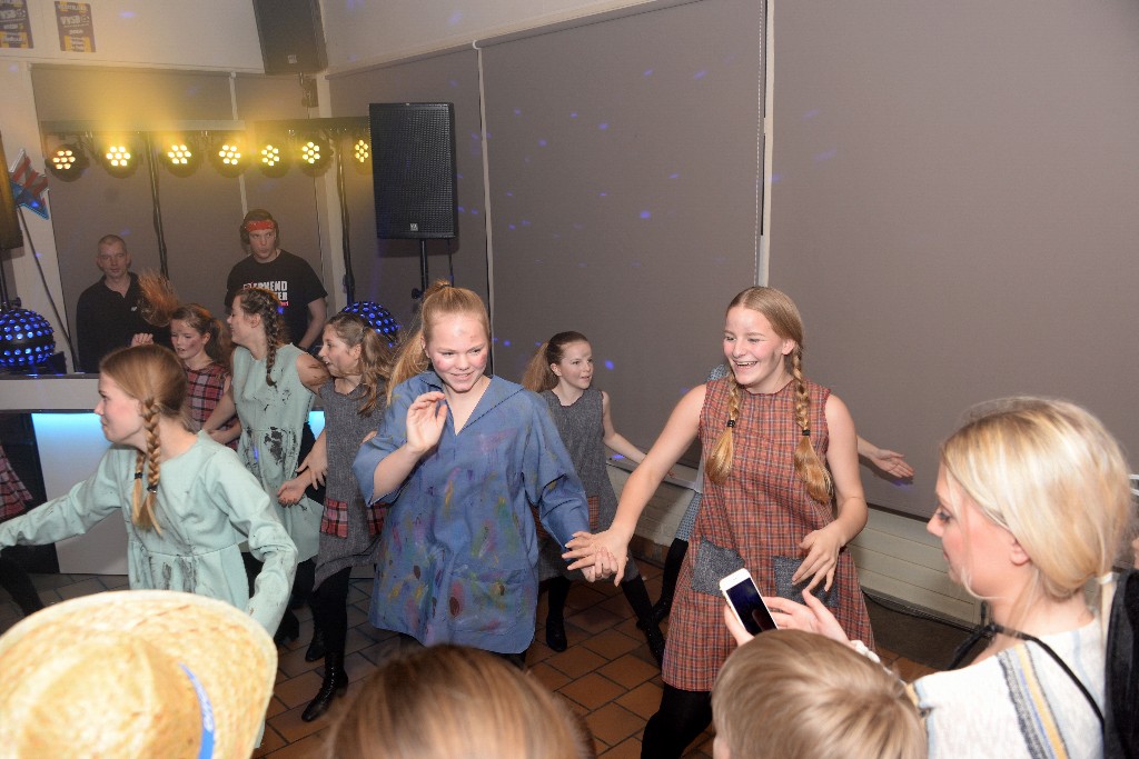 ../Images/Jeugddisco Wild wild west 082.jpg